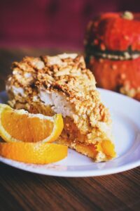 Pie with dried fruits